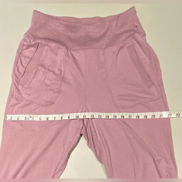 Marika Mauve/Lavender Jogger, size L - Picture 6 of 8